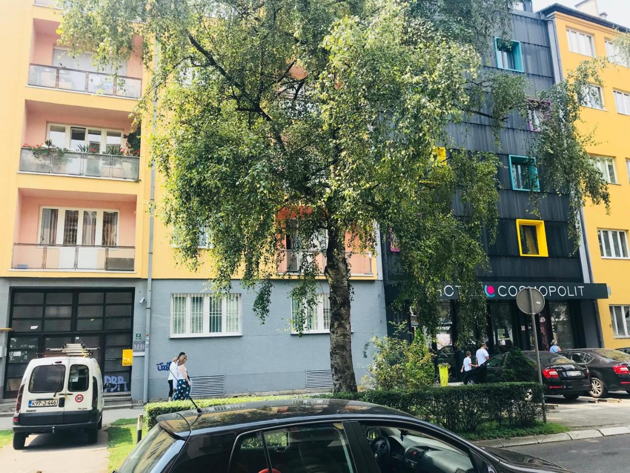 Colors Apartment 塞拉耶佛 外观 照片