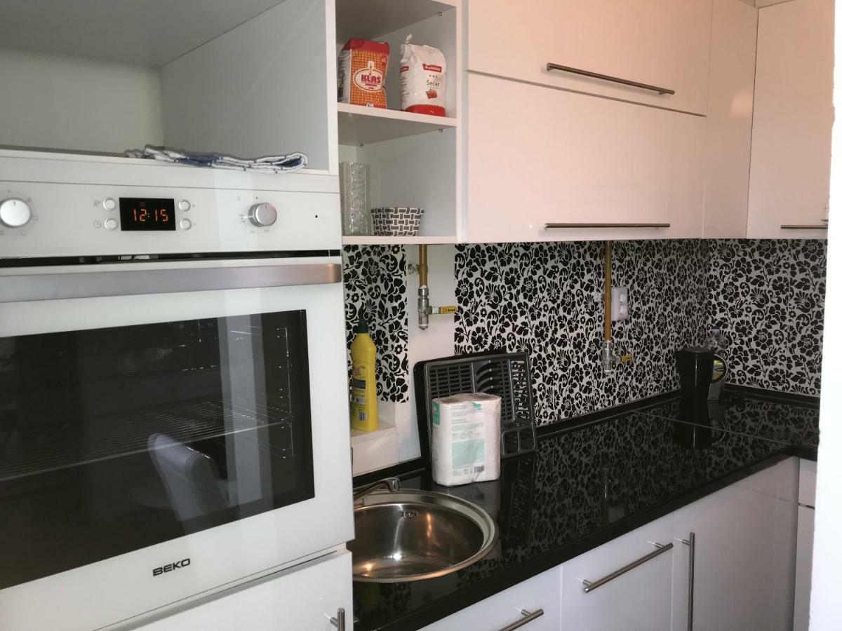 Colors Apartment 塞拉耶佛 外观 照片